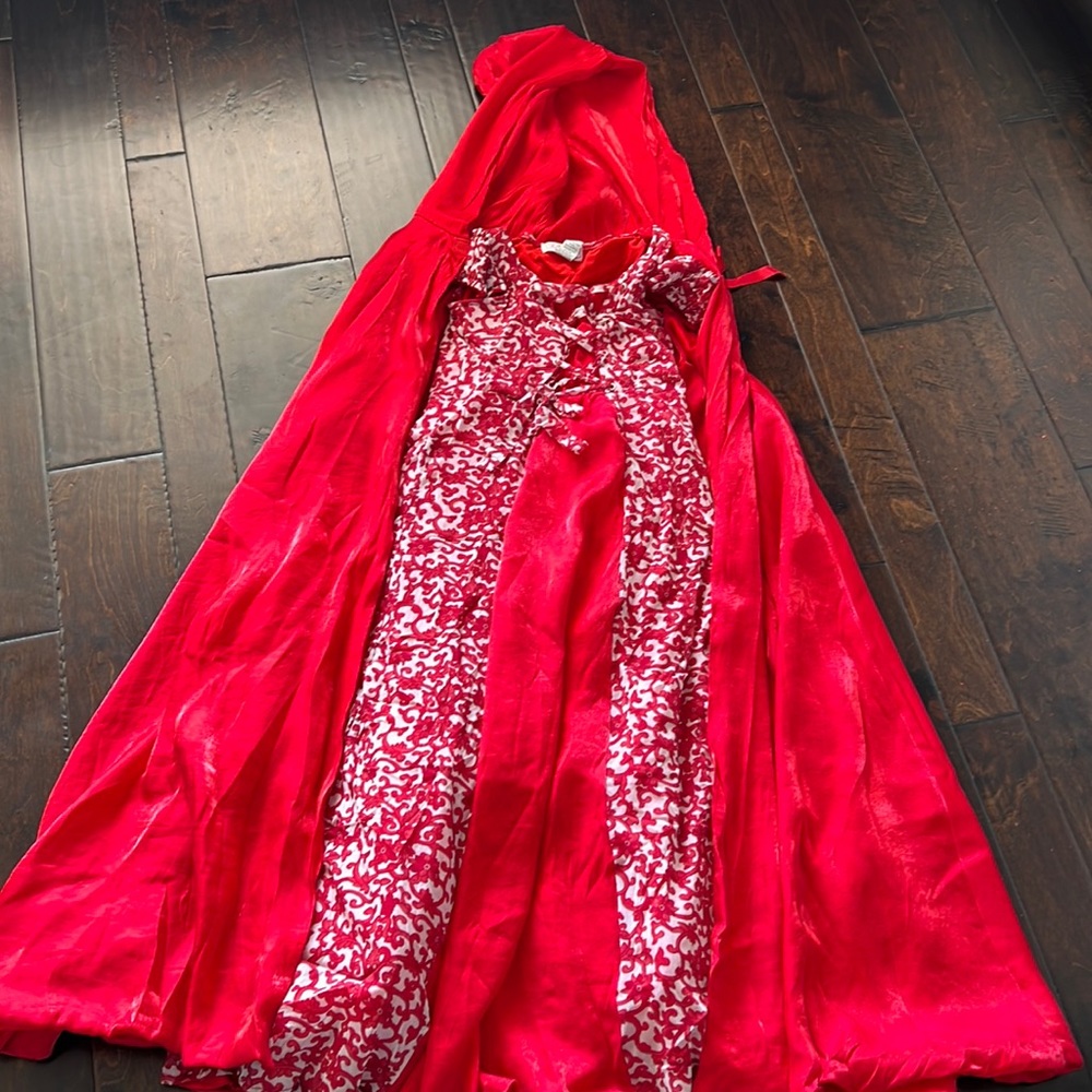 Paradise Princess Little Red Riding Hood girls size M (8)